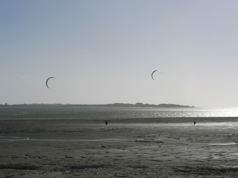 kitesurfers - Le Crotoy - 12 mai 2011